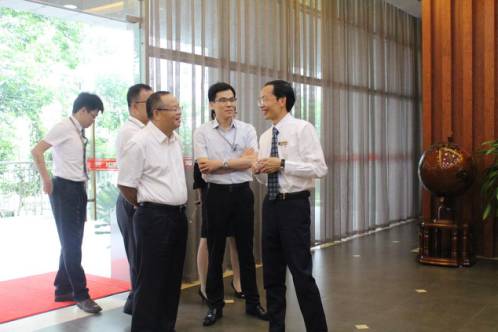管家婆三期内必开一期