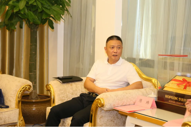 管家婆三期内必开一期
