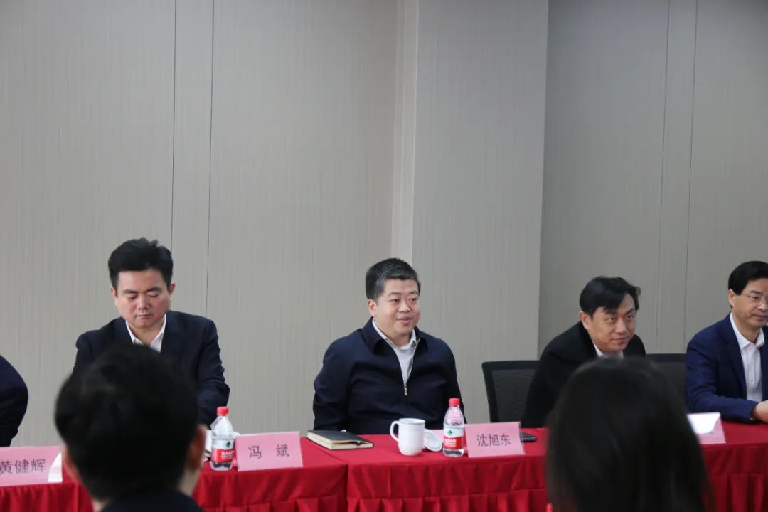 管家婆三期内必开一期